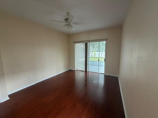En Renta: $2,950 (4 camas, 3 baños, 2100 Pies cuadrados)