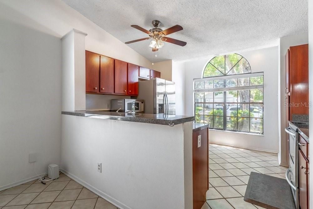 En Venta: $335,000 (2 camas, 2 baños, 1283 Pies cuadrados)