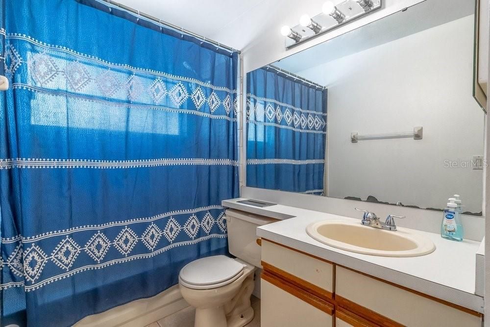 En Venta: $335,000 (2 camas, 2 baños, 1283 Pies cuadrados)