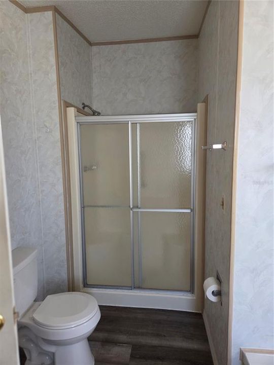 For Rent: $1,600 (3 beds, 2 baths, 1568 Square Feet)