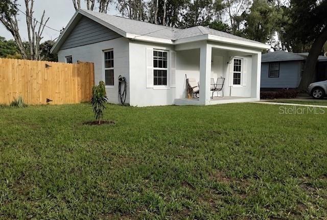 For Sale: $270,000 (2 beds, 1 baths, 690 Square Feet)