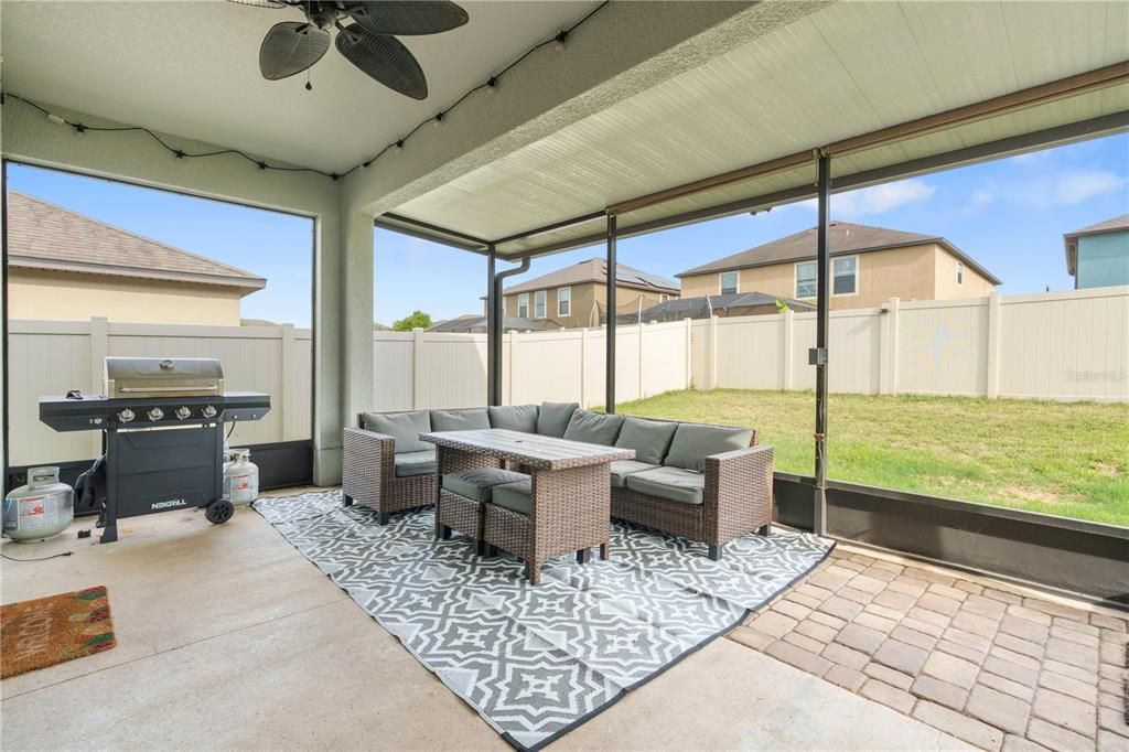 For Sale: $368,000 (4 beds, 3 baths, 2006 Square Feet)