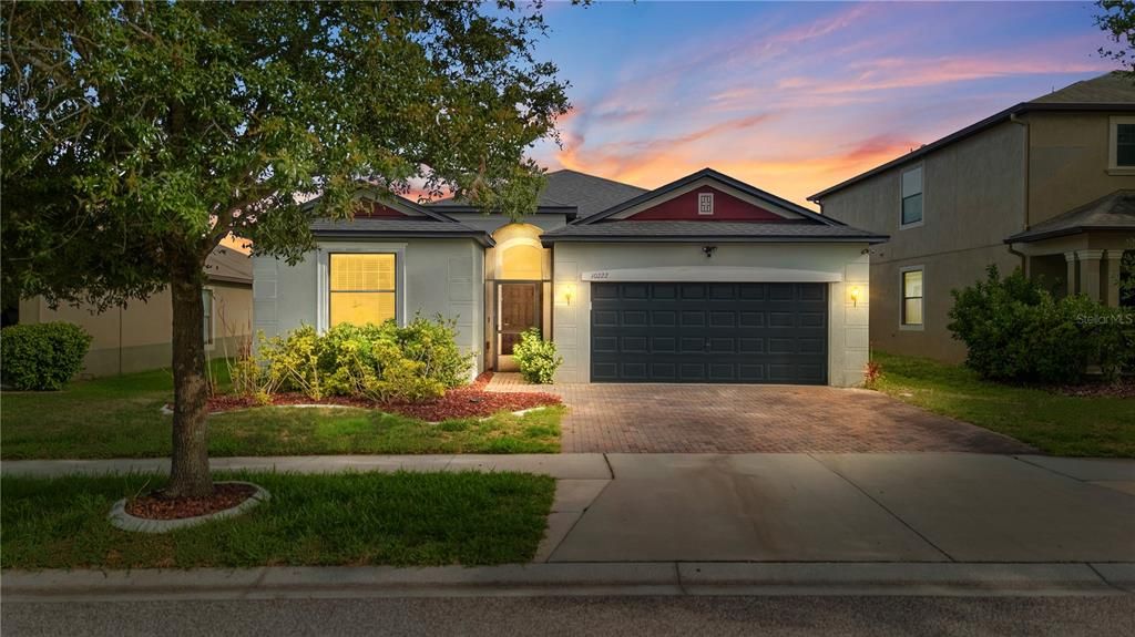For Sale: $368,000 (4 beds, 3 baths, 2006 Square Feet)