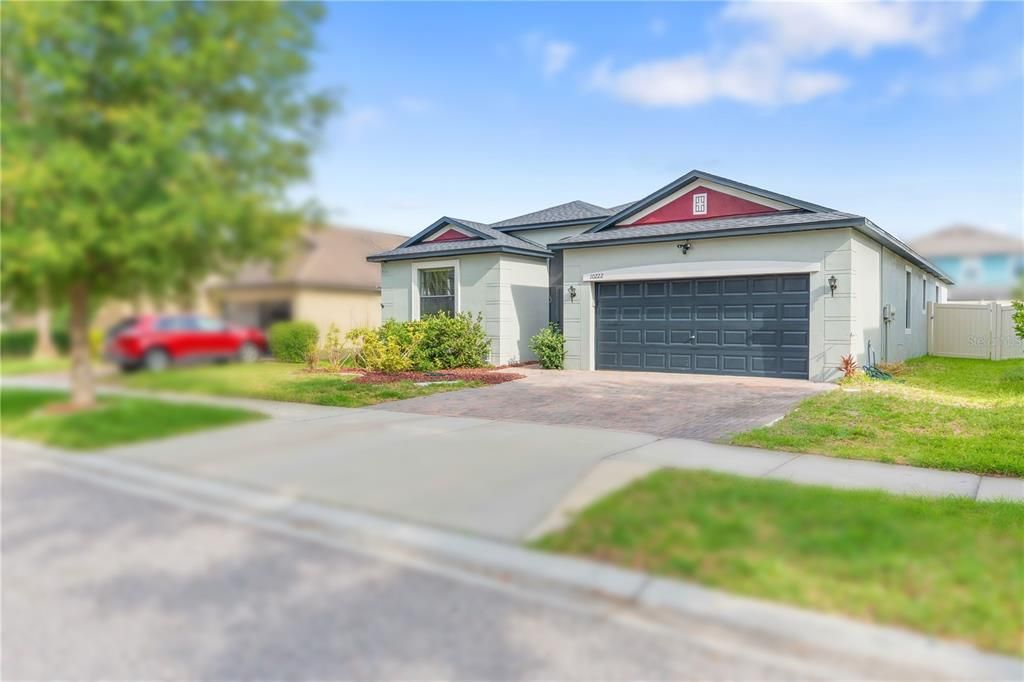 For Sale: $368,000 (4 beds, 3 baths, 2006 Square Feet)