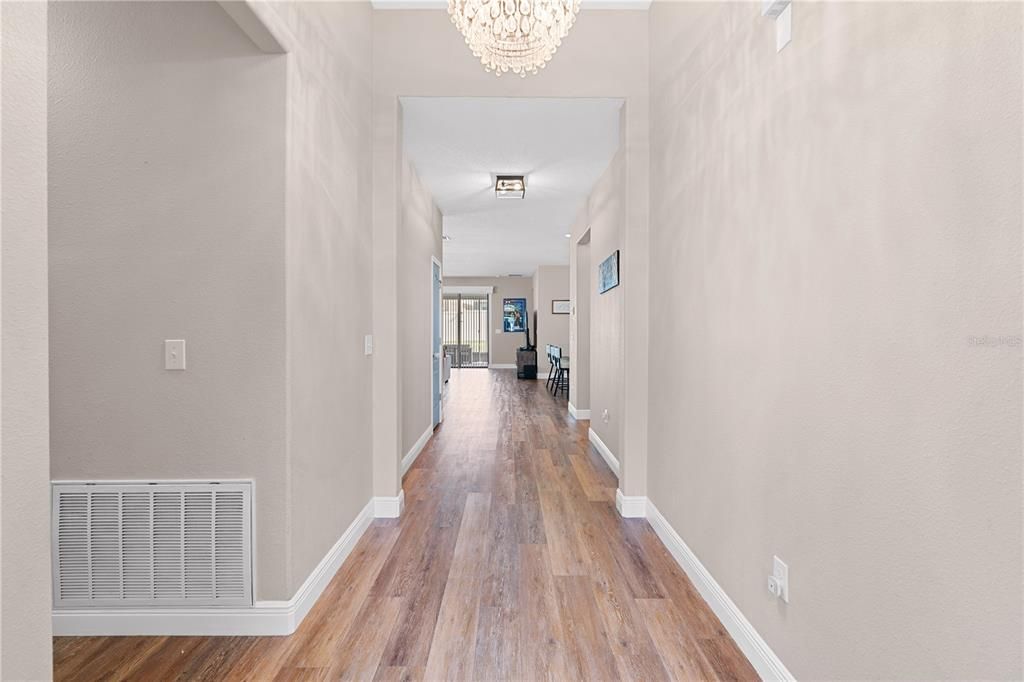 For Sale: $368,000 (4 beds, 3 baths, 2006 Square Feet)