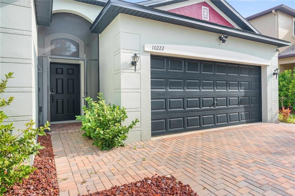 For Sale: $368,000 (4 beds, 3 baths, 2006 Square Feet)