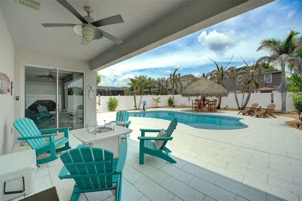 For Sale: $474,000 (4 beds, 2 baths, 2120 Square Feet)