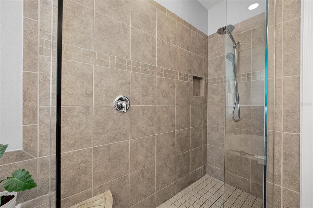 For Sale: $474,000 (4 beds, 2 baths, 2120 Square Feet)