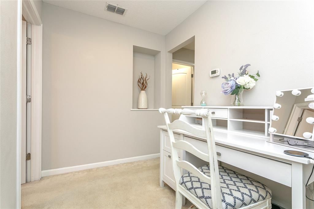 For Sale: $328,000 (3 beds, 2 baths, 1564 Square Feet)