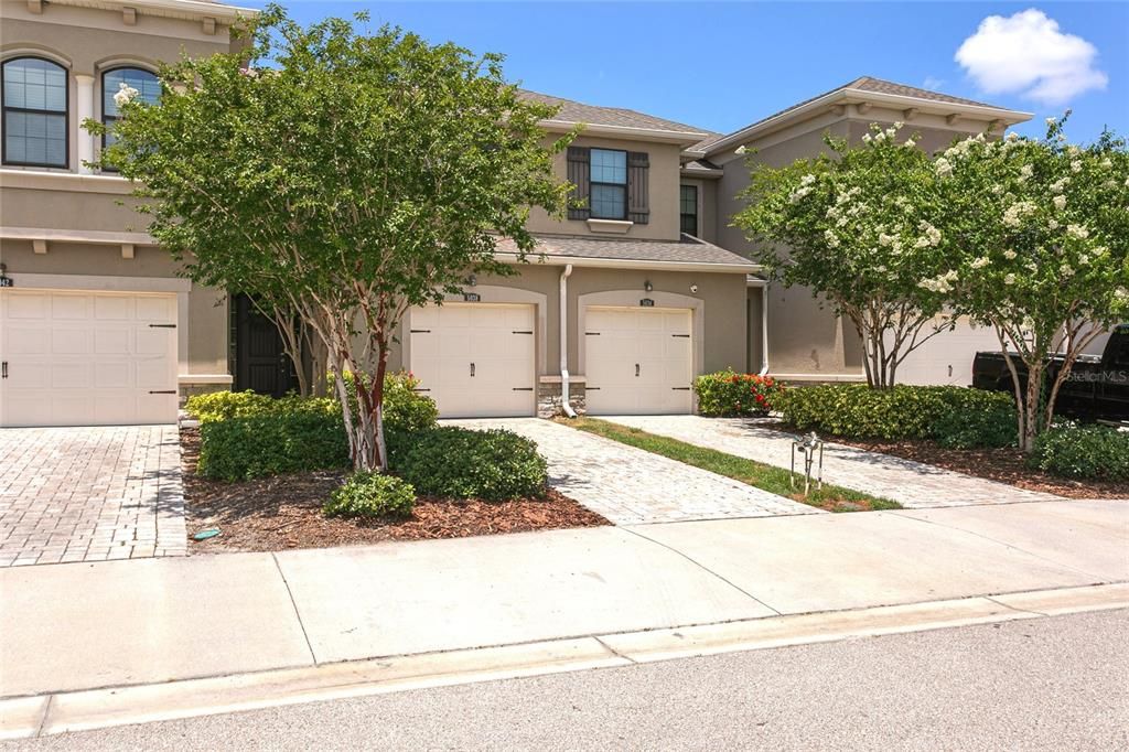 For Sale: $328,000 (3 beds, 2 baths, 1564 Square Feet)