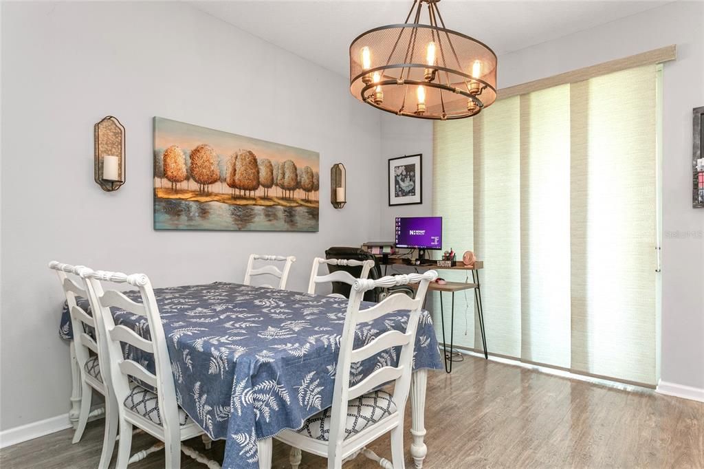 For Sale: $328,000 (3 beds, 2 baths, 1564 Square Feet)