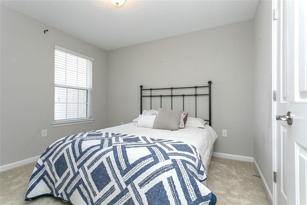 For Sale: $328,000 (3 beds, 2 baths, 1564 Square Feet)