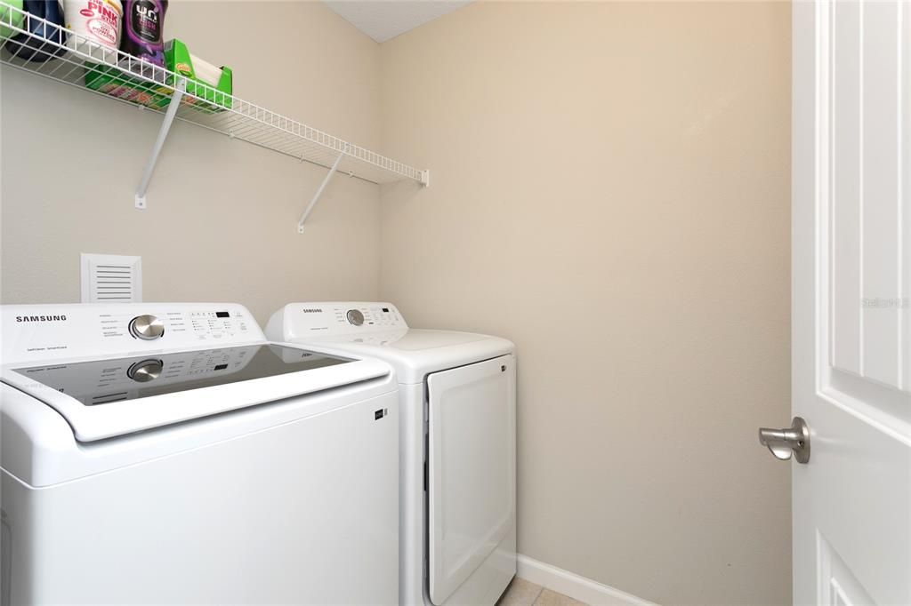 For Sale: $328,000 (3 beds, 2 baths, 1564 Square Feet)