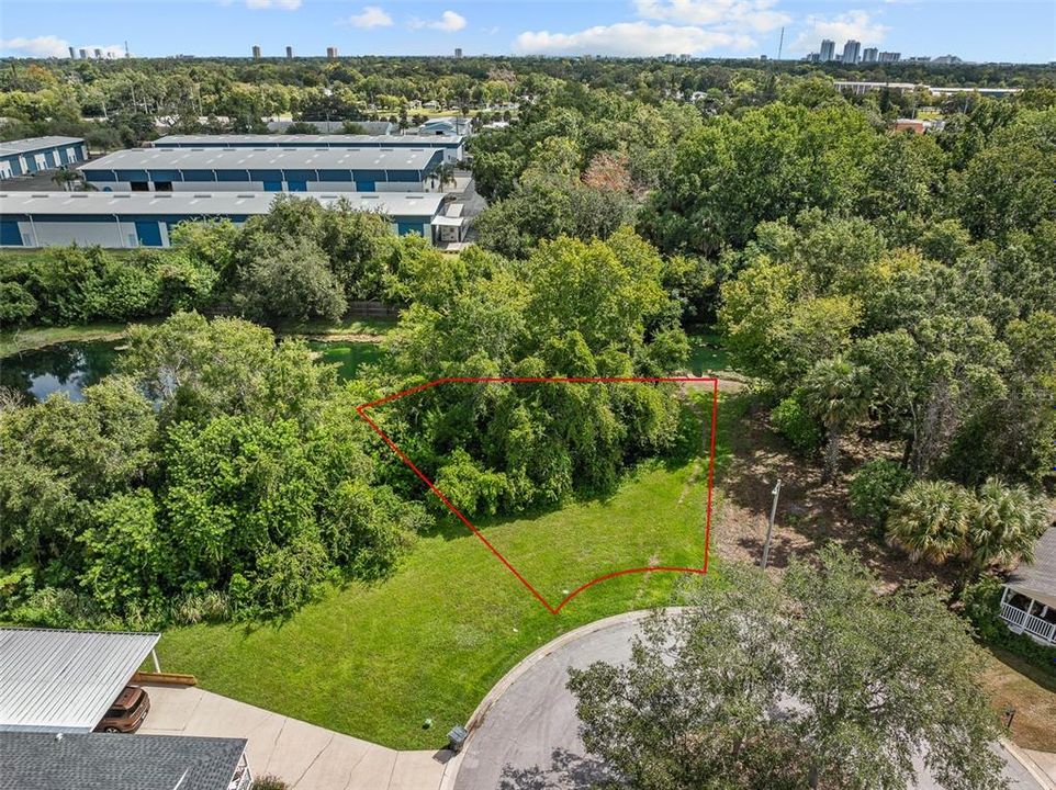 На продажу: $44,000 (0.15 acres)