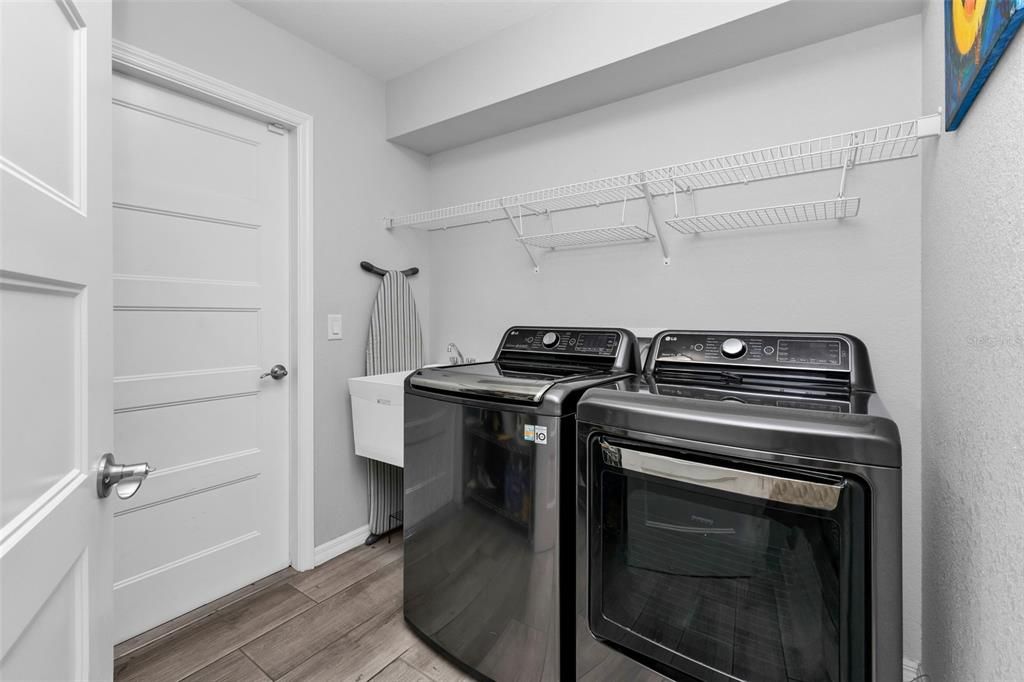En Venta: $370,000 (3 camas, 2 baños, 1798 Pies cuadrados)