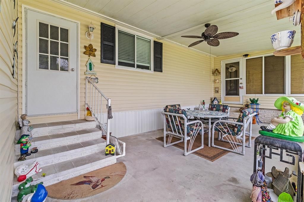 For Sale: $274,900 (3 beds, 2 baths, 1755 Square Feet)