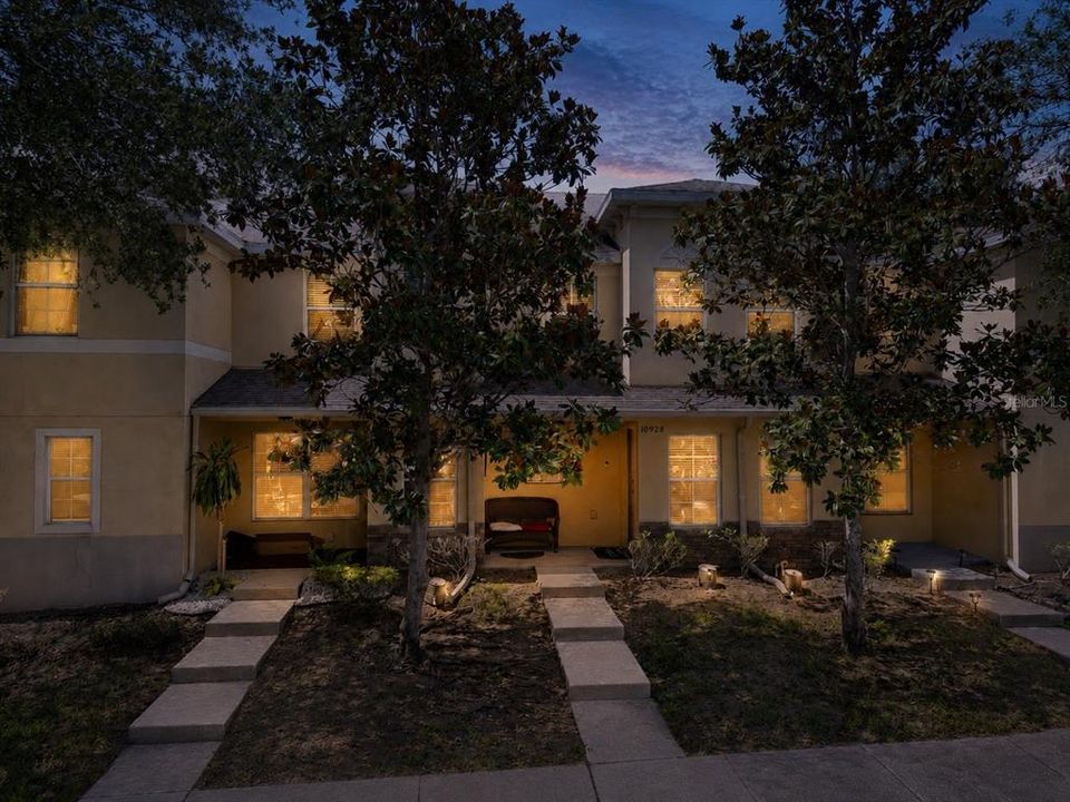 En Venta: $215,000 (3 camas, 2 baños, 1532 Pies cuadrados)