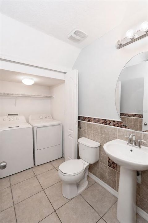 En Venta: $215,000 (3 camas, 2 baños, 1532 Pies cuadrados)