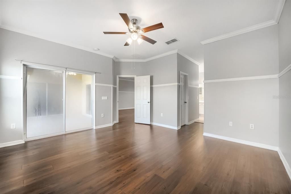 En Venta: $299,900 (3 camas, 2 baños, 1786 Pies cuadrados)