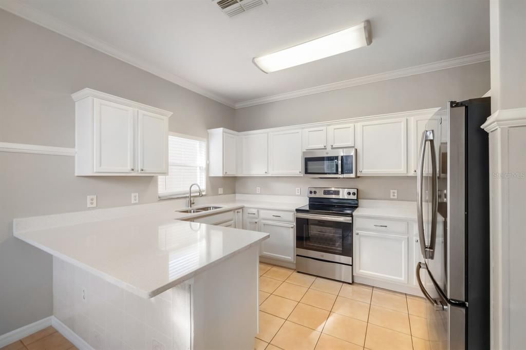 En Venta: $299,900 (3 camas, 2 baños, 1786 Pies cuadrados)