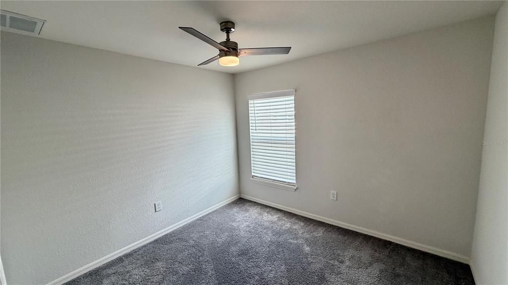 For Rent: $1,880 (3 beds, 2 baths, 1298 Square Feet)