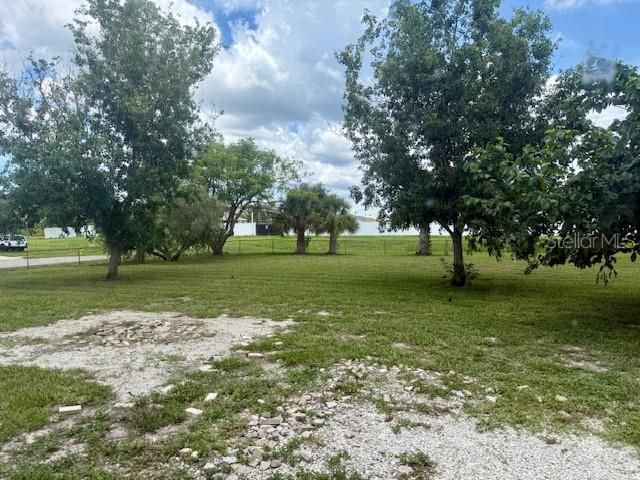 For Sale: $179,000 (3 beds, 2 baths, 1176 Square Feet)