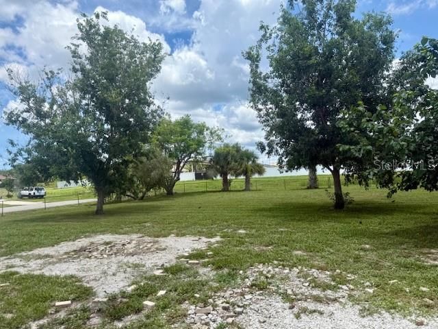 For Sale: $179,000 (3 beds, 2 baths, 1176 Square Feet)