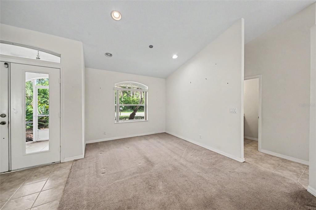 For Sale: $370,000 (3 beds, 2 baths, 2060 Square Feet)