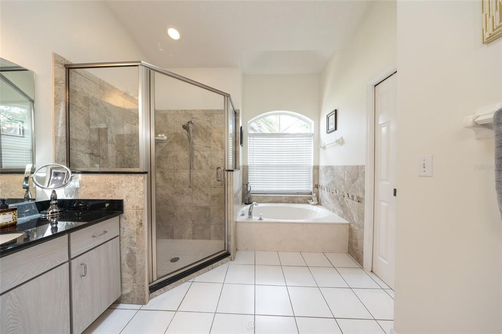 For Sale: $515,000 (3 beds, 2 baths, 2186 Square Feet)