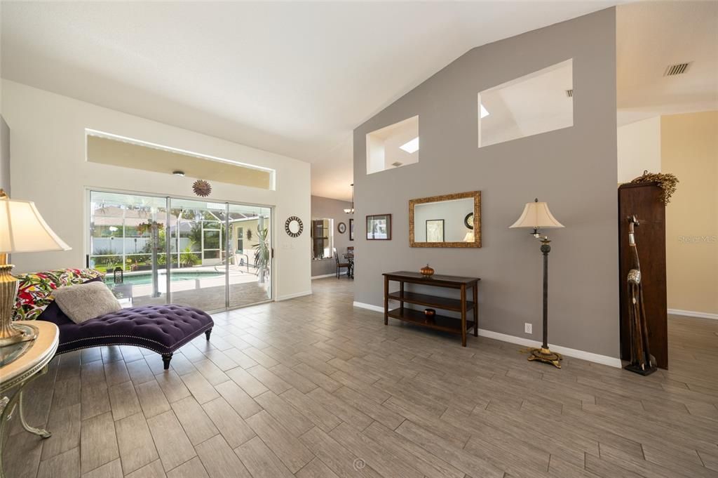 For Sale: $515,000 (3 beds, 2 baths, 2186 Square Feet)