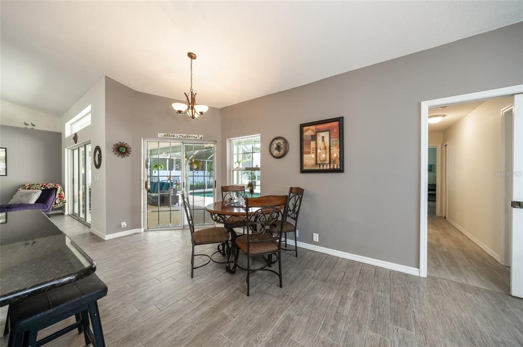 For Sale: $515,000 (3 beds, 2 baths, 2186 Square Feet)