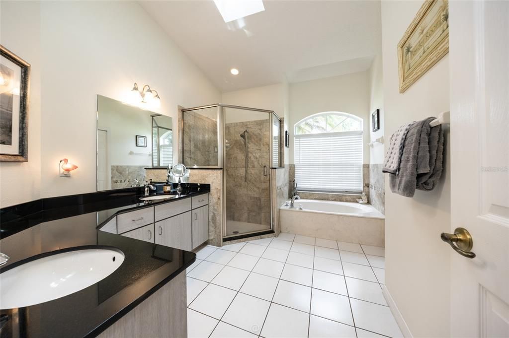 For Sale: $515,000 (3 beds, 2 baths, 2186 Square Feet)