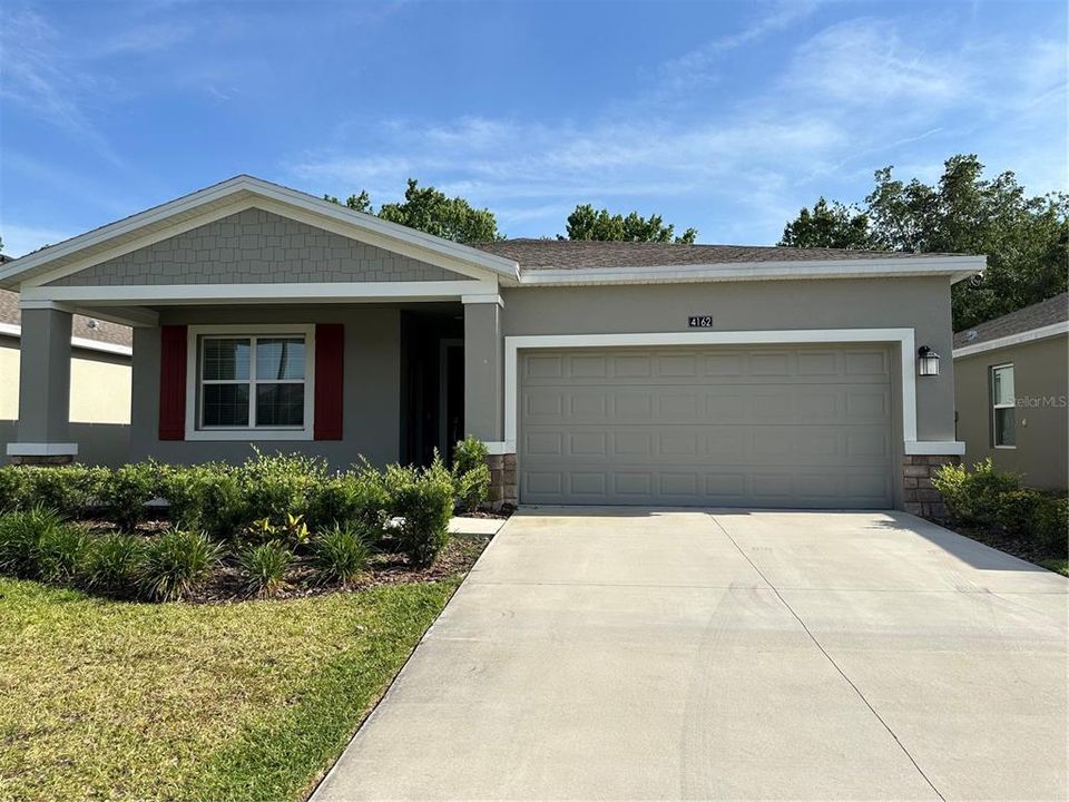 For Rent: $2,500 (3 beds, 2 baths, 2115 Square Feet)