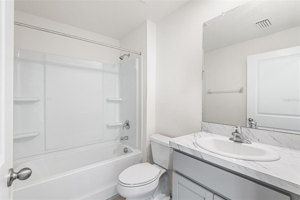 В аренду: $2,700 (5 спален, 3 ванн, 2674 Квадратных фут)