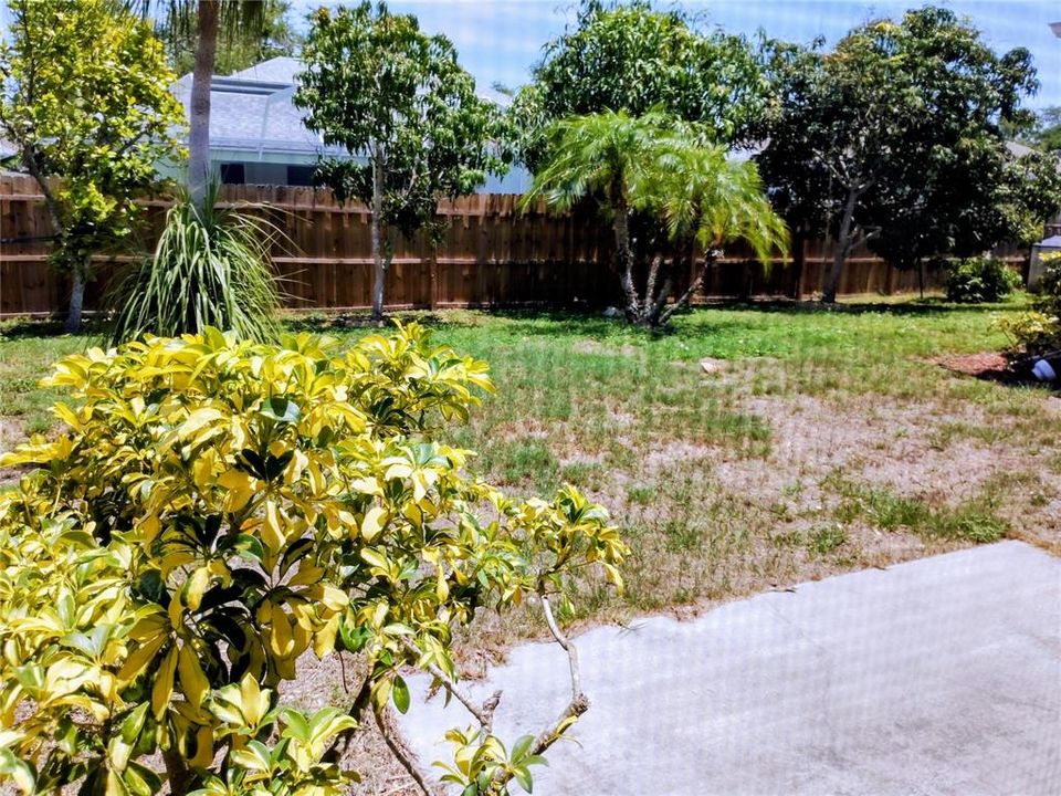 For Rent: $2,550 (3 beds, 2 baths, 1858 Square Feet)
