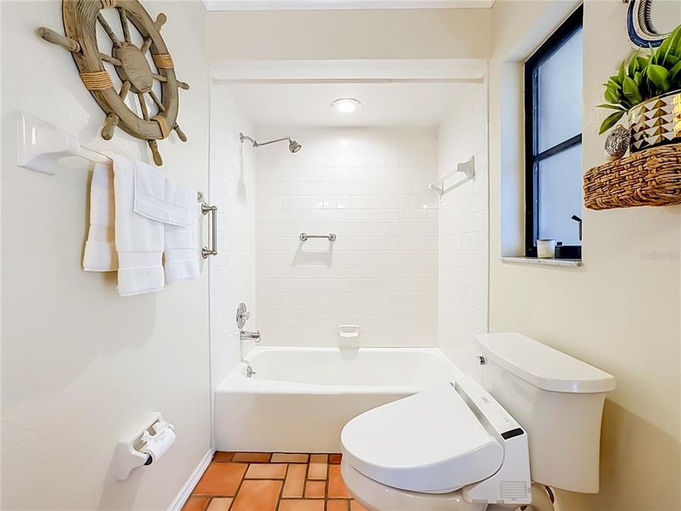 En Venta: $435,000 (2 camas, 2 baños, 1714 Pies cuadrados)