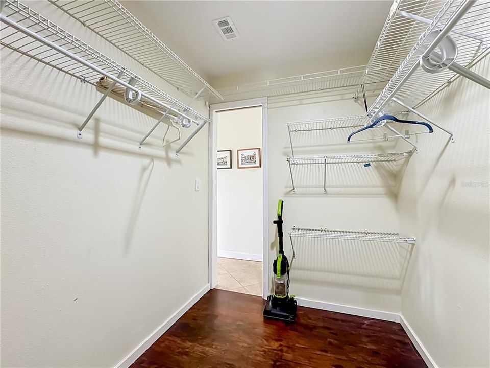 En Venta: $435,000 (2 camas, 2 baños, 1714 Pies cuadrados)
