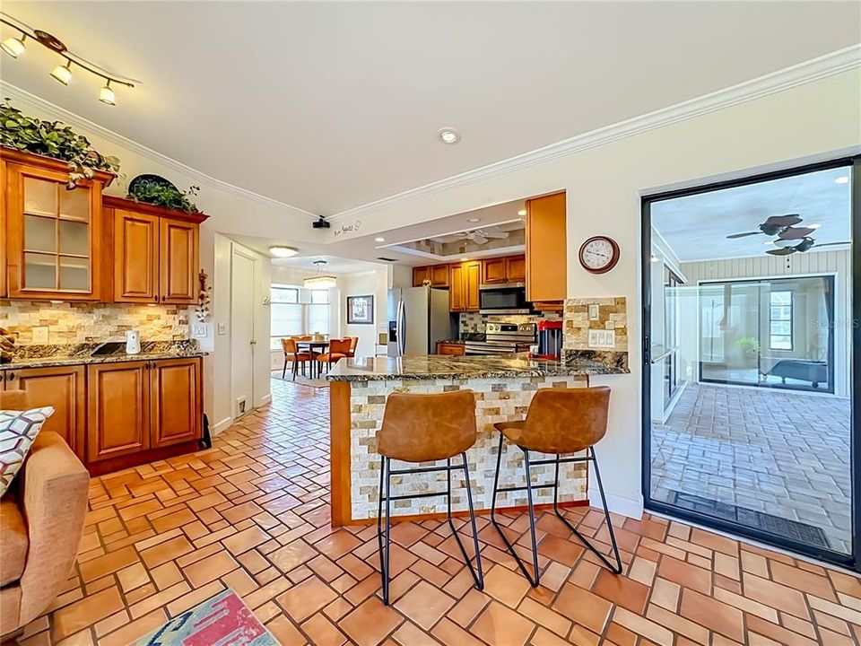 En Venta: $435,000 (2 camas, 2 baños, 1714 Pies cuadrados)