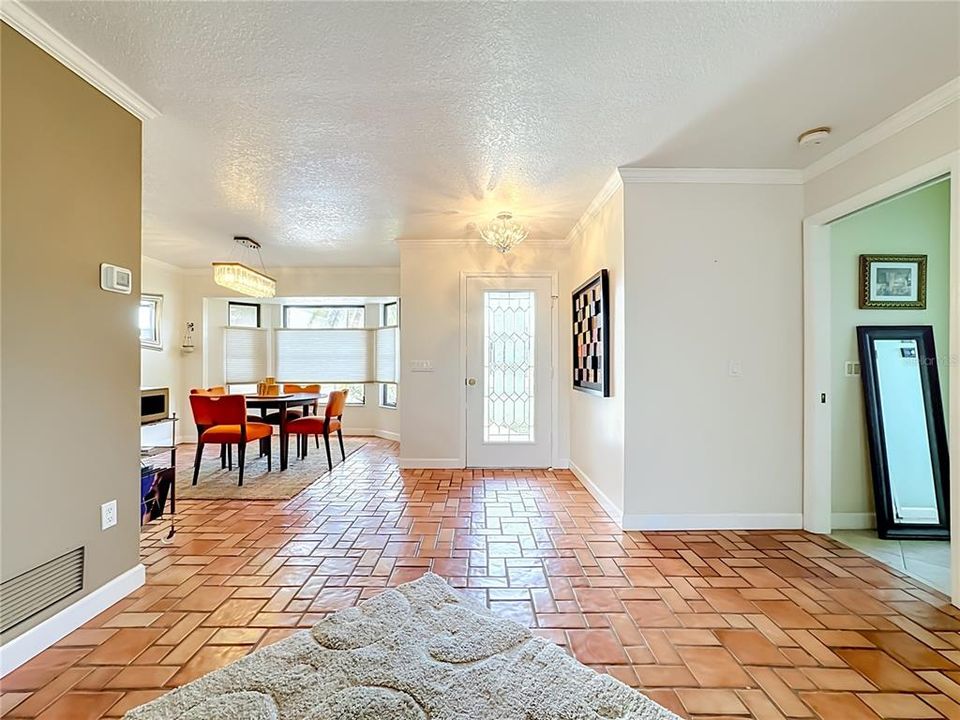 En Venta: $435,000 (2 camas, 2 baños, 1714 Pies cuadrados)