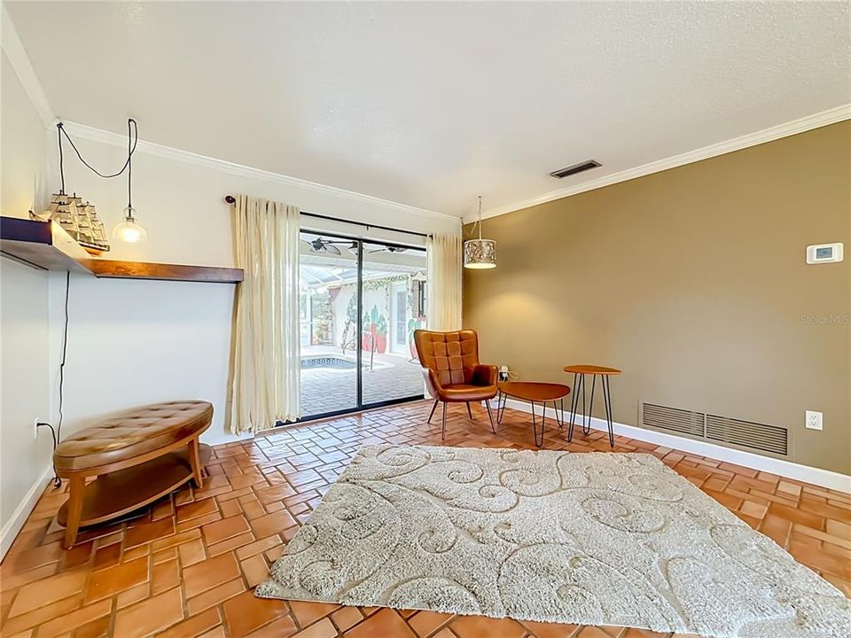 En Venta: $435,000 (2 camas, 2 baños, 1714 Pies cuadrados)