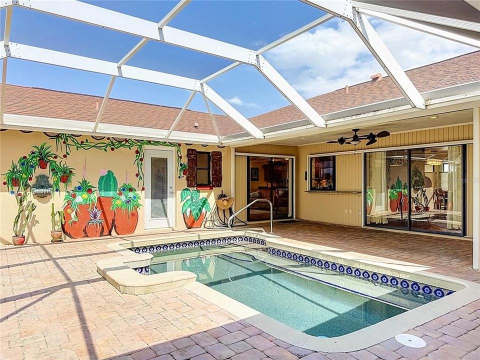 En Venta: $435,000 (2 camas, 2 baños, 1714 Pies cuadrados)