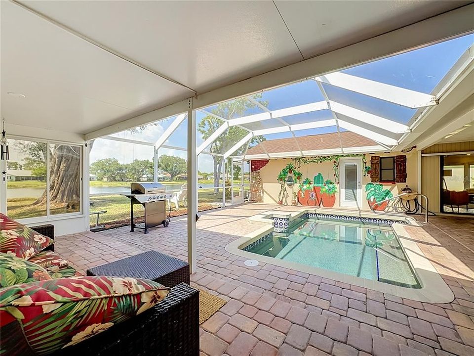 En Venta: $435,000 (2 camas, 2 baños, 1714 Pies cuadrados)