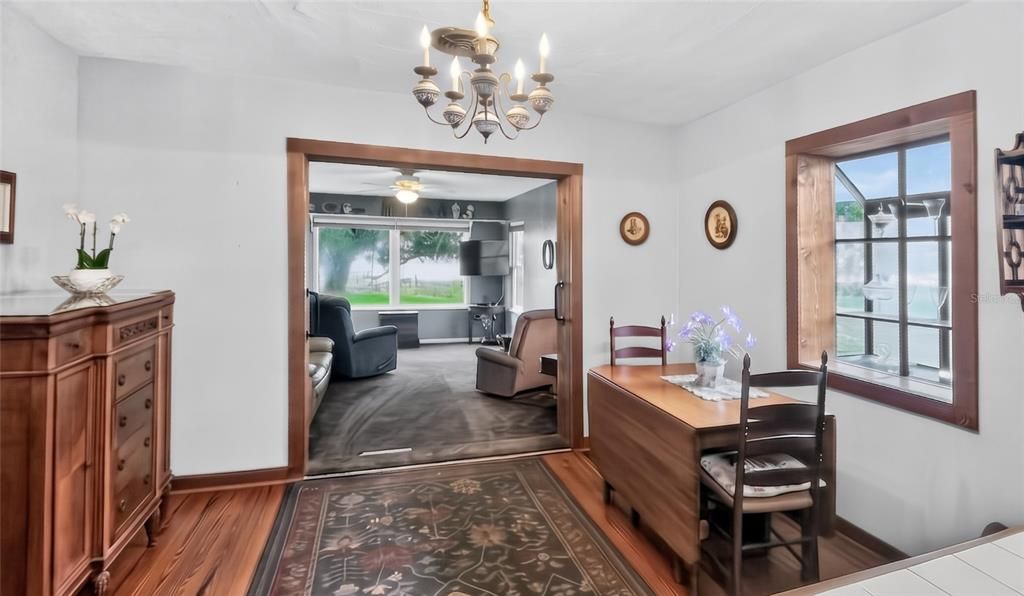 На продажу: $575,000 (3 спален, 2 ванн, 1572 Квадратных фут)