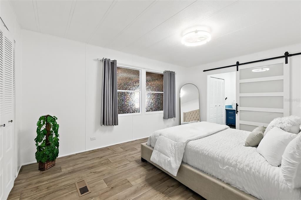 For Sale: $245,000 (3 beds, 2 baths, 1582 Square Feet)