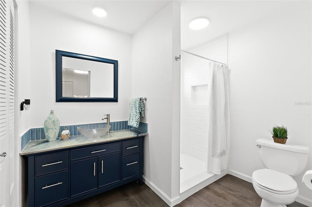 For Sale: $245,000 (3 beds, 2 baths, 1582 Square Feet)