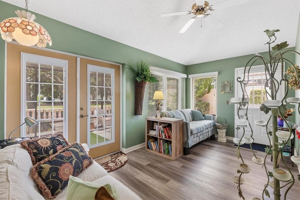 For Sale: $479,000 (2 beds, 2 baths, 1546 Square Feet)