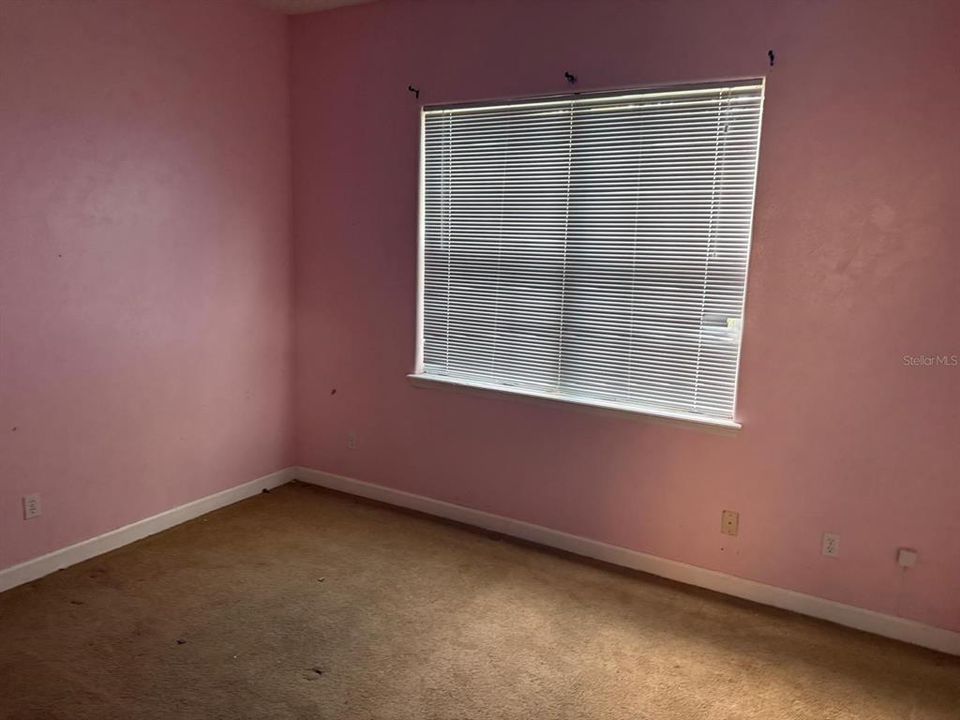 For Sale: $625,000 (5 beds, 4 baths, 3627 Square Feet)