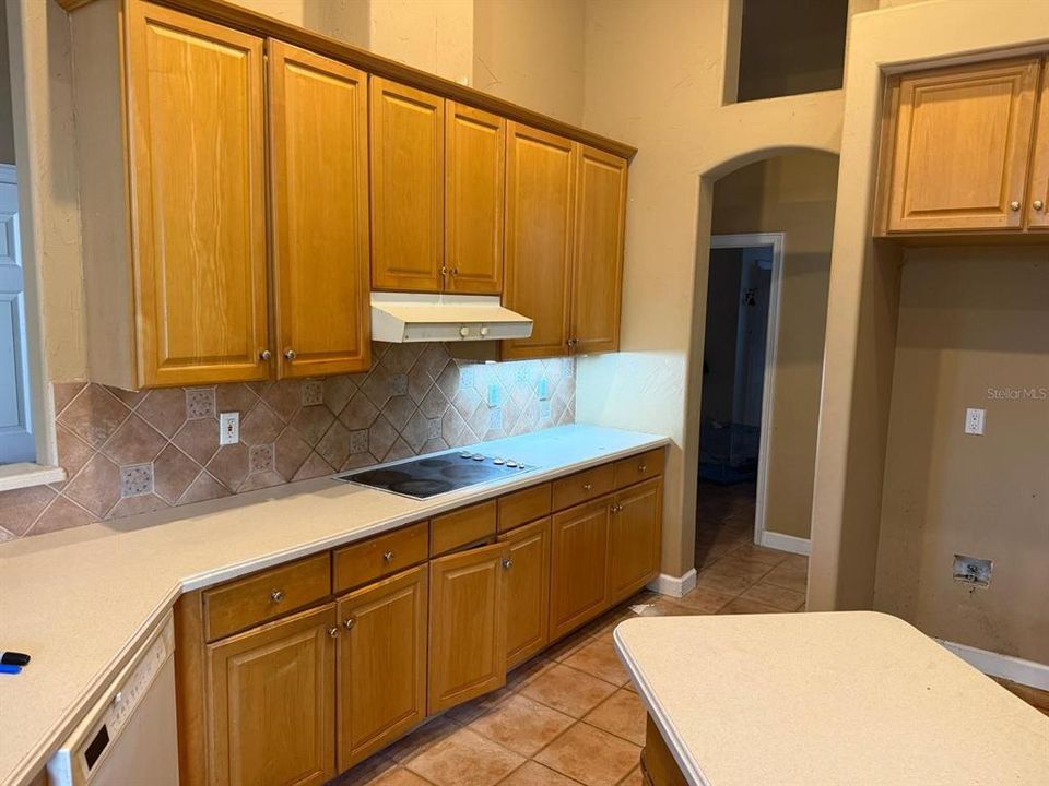 For Sale: $625,000 (5 beds, 4 baths, 3627 Square Feet)