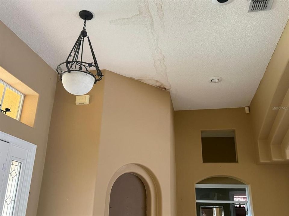 For Sale: $625,000 (5 beds, 4 baths, 3627 Square Feet)