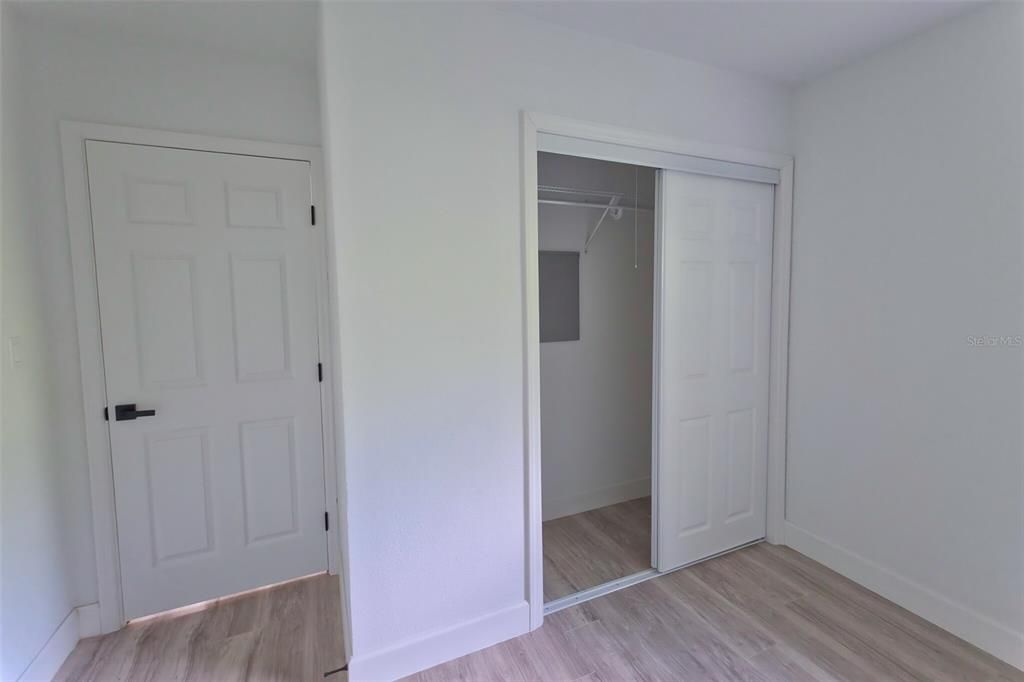 En Venta: $349,900 (3 camas, 2 baños, 1387 Pies cuadrados)